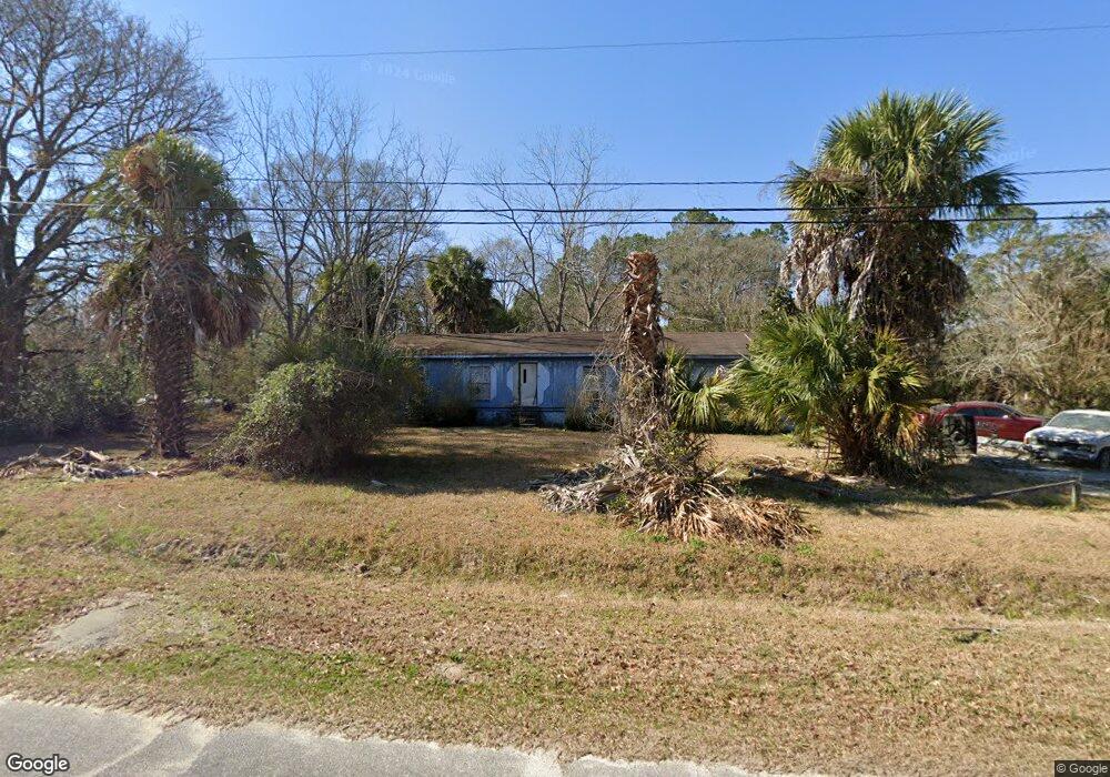 62 E Thirteenth St, Mc Rae Helena, GA 31037 - photo 1
