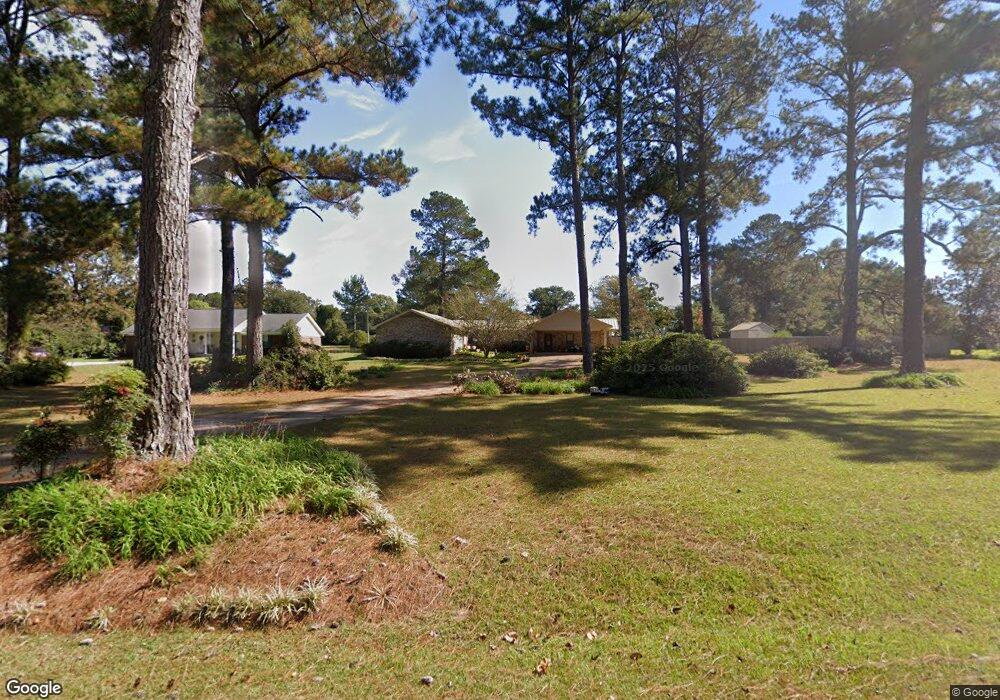 2138 Oakdale Rd, McComb, MS 39648 - photo 1