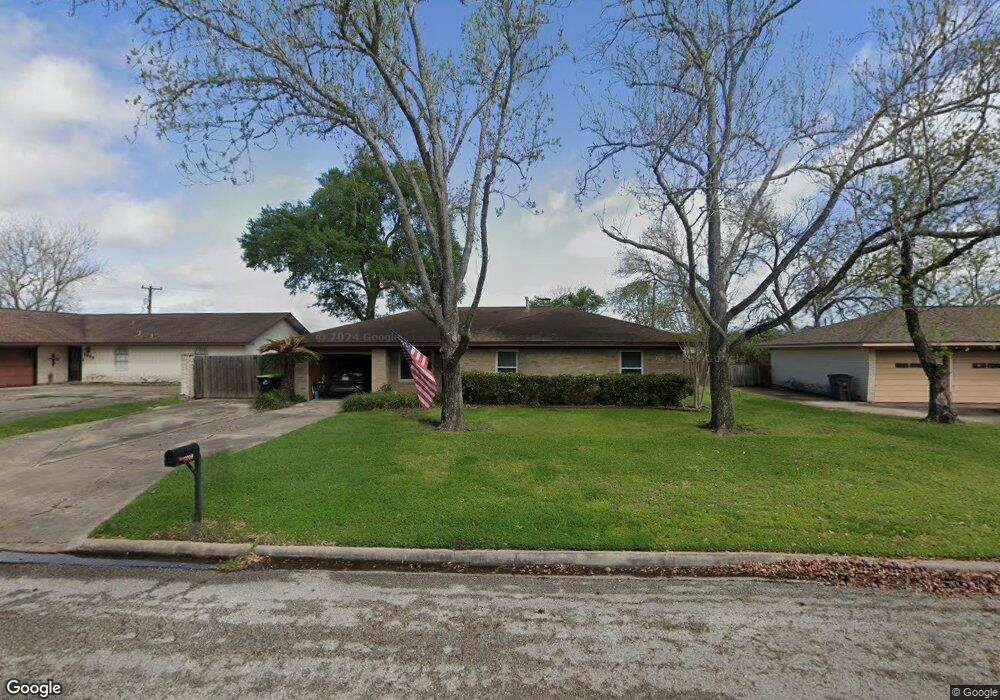 3909 Heatherglen St, Bay City, TX 77414 - photo 1