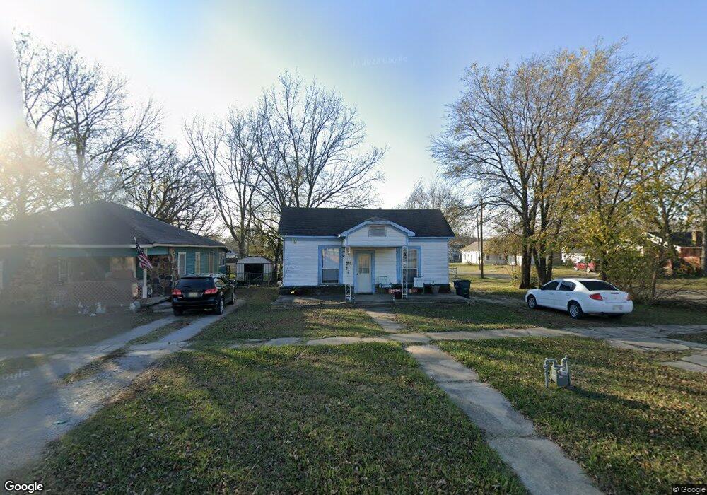 1015 W Gentry St, Henryetta, OK 74437 - photo 1