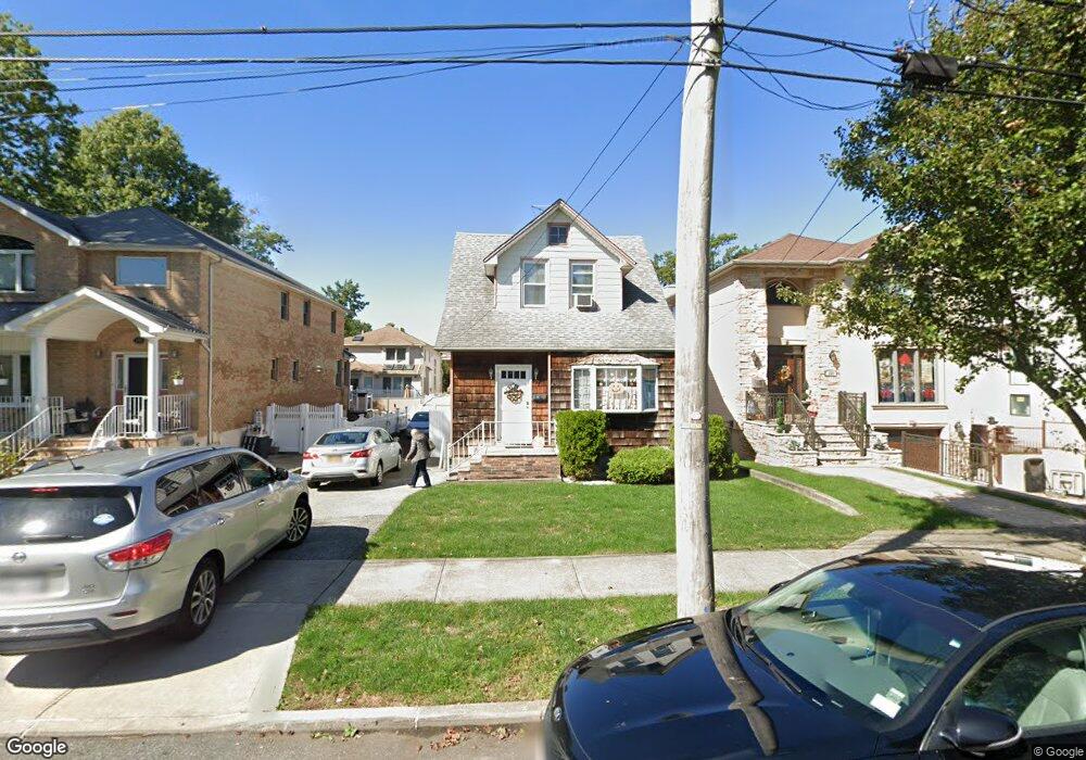 225 Rathbun Ave, Staten Island, NY 10312 - photo 1