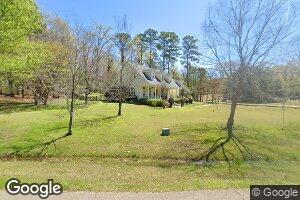 310 Greenbriar Dr, Columbus, MS 39705