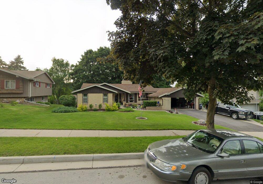 1958 Rambling Rose Rd, Waukesha, WI 53186 - photo 1