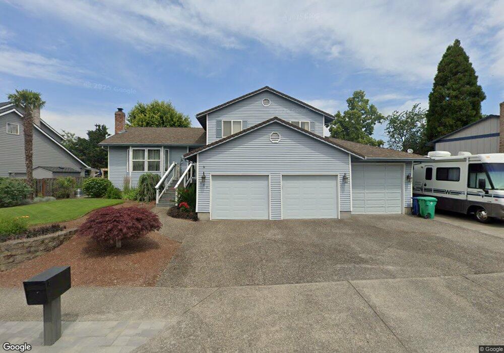 689 NE 26th St, Gresham, OR 97030 - photo 1