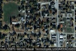 305 Iowa St, Lone Rock, IA 50559