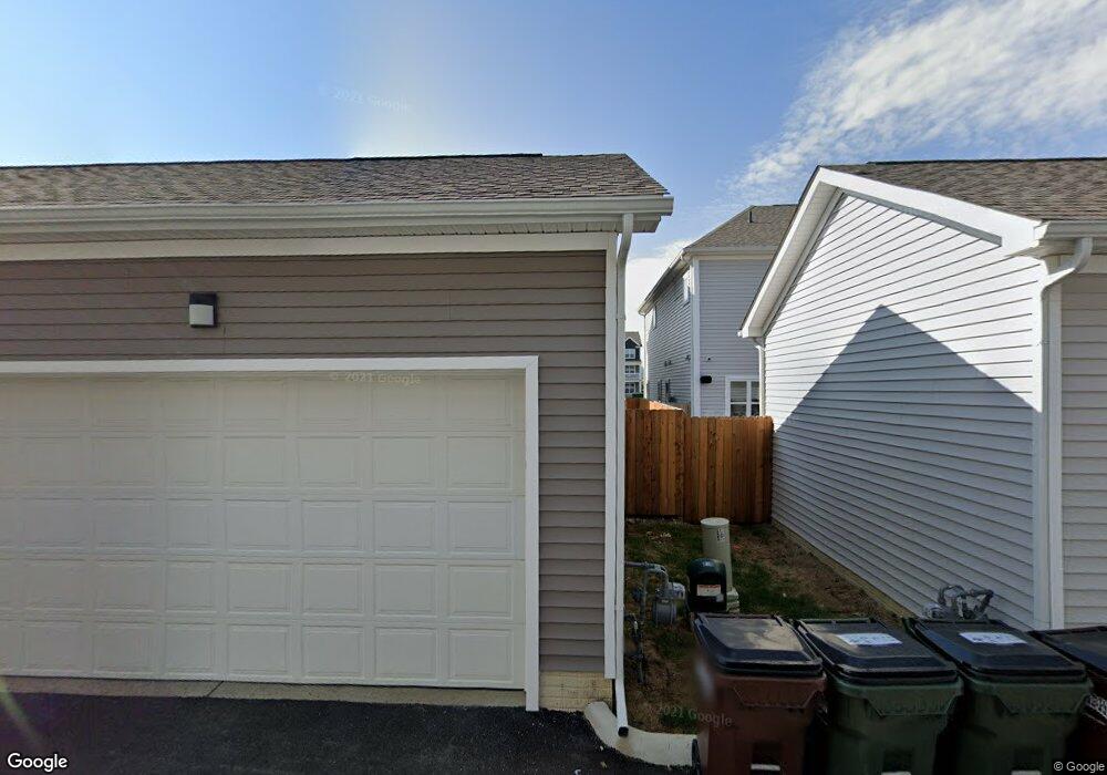 1250 Cromartie Ln, Columbus, OH 43201 - photo 1