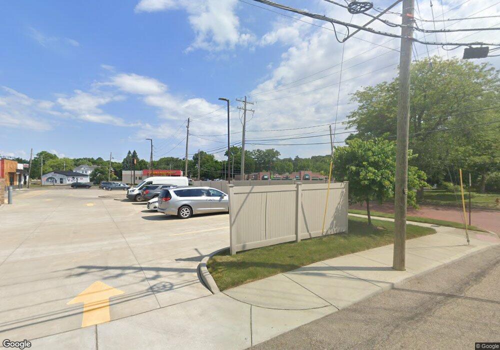 27 Pine St SE, Massillon, OH 44646 - photo 1