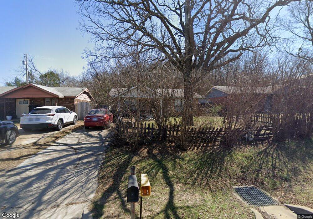 305 S Hawthorne St, Sapulpa, OK 74066 - photo 1