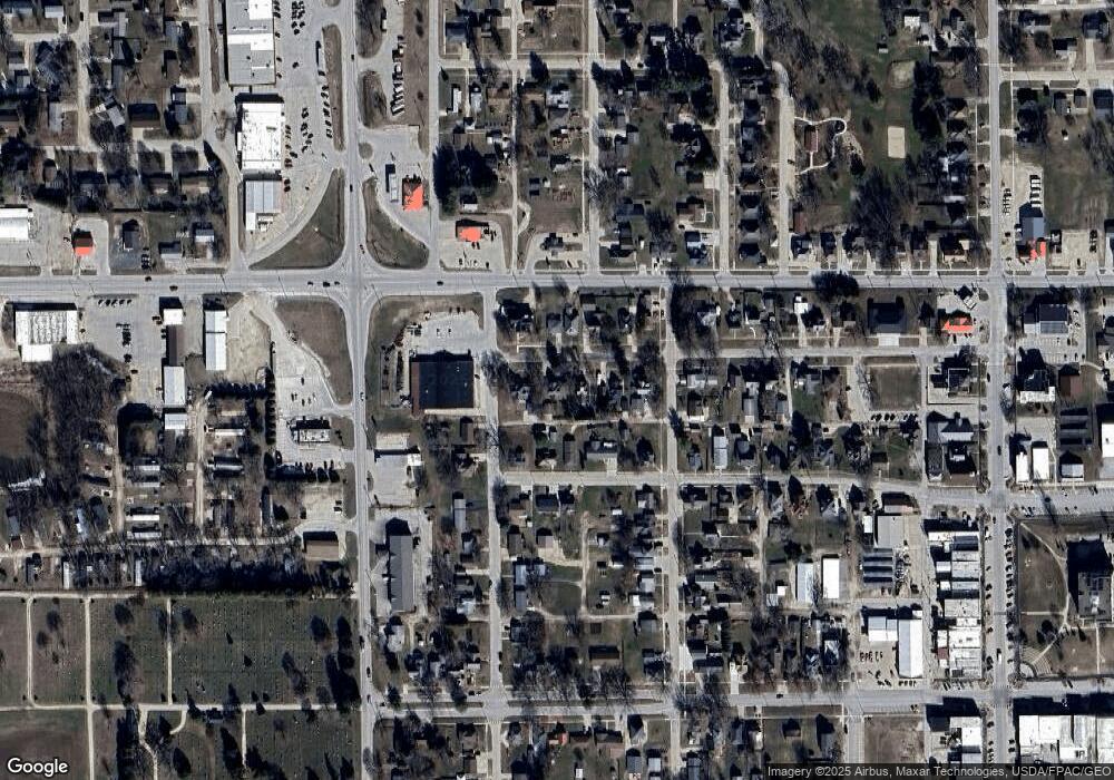 213 W Maple St, West Union, IA 52175 - photo 1