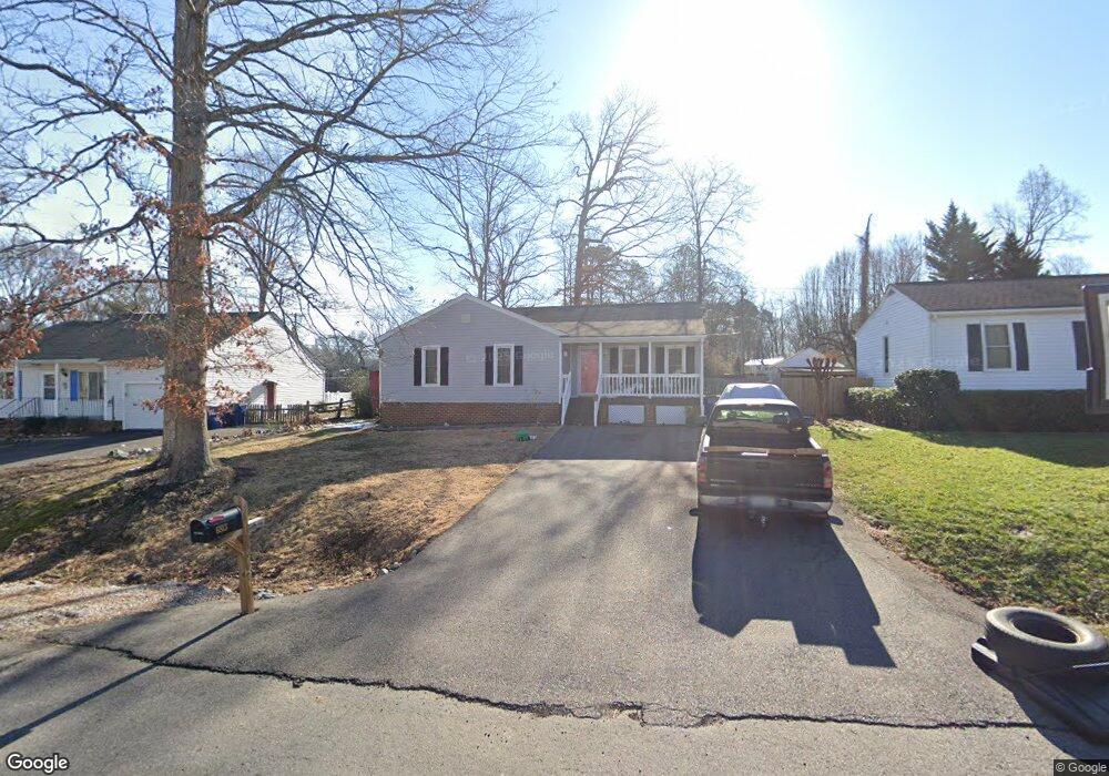 6813 Mason Run Dr, North Chesterfield, VA 23234 - photo 1