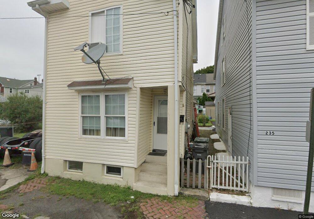 233 E Tamarack St, Hazleton, PA 18201 - photo 1