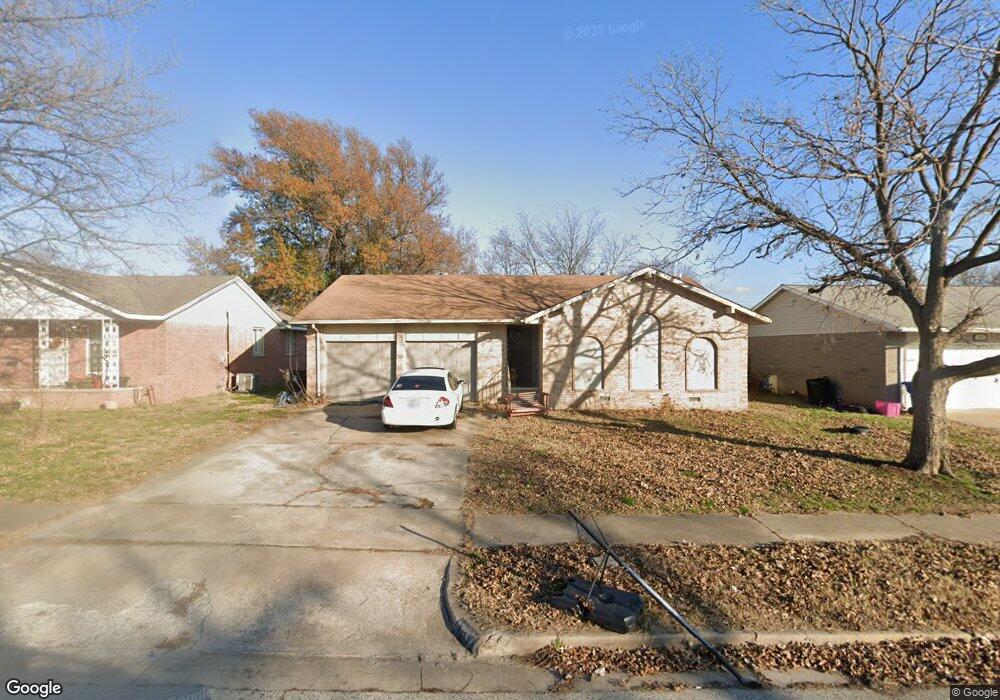 1737 S Pecan Ave, Broken Arrow, OK 74012 - photo 1