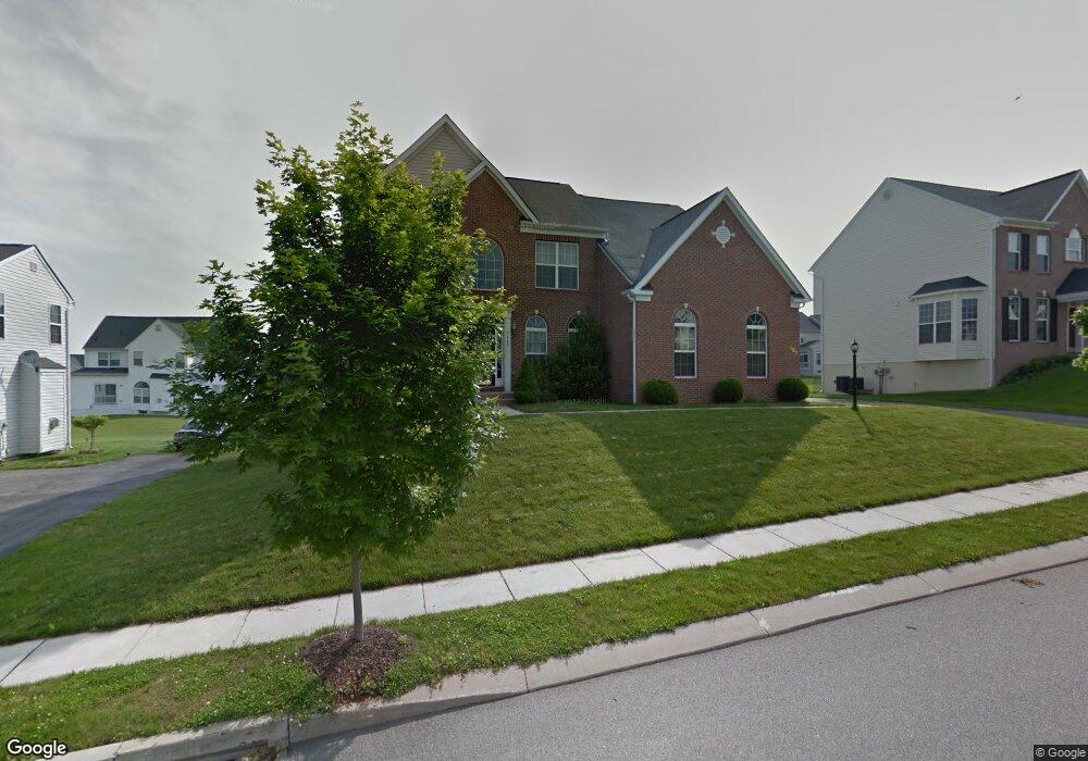7557 Player Blvd unit 233, Seven Valleys, PA 17360 - photo 1