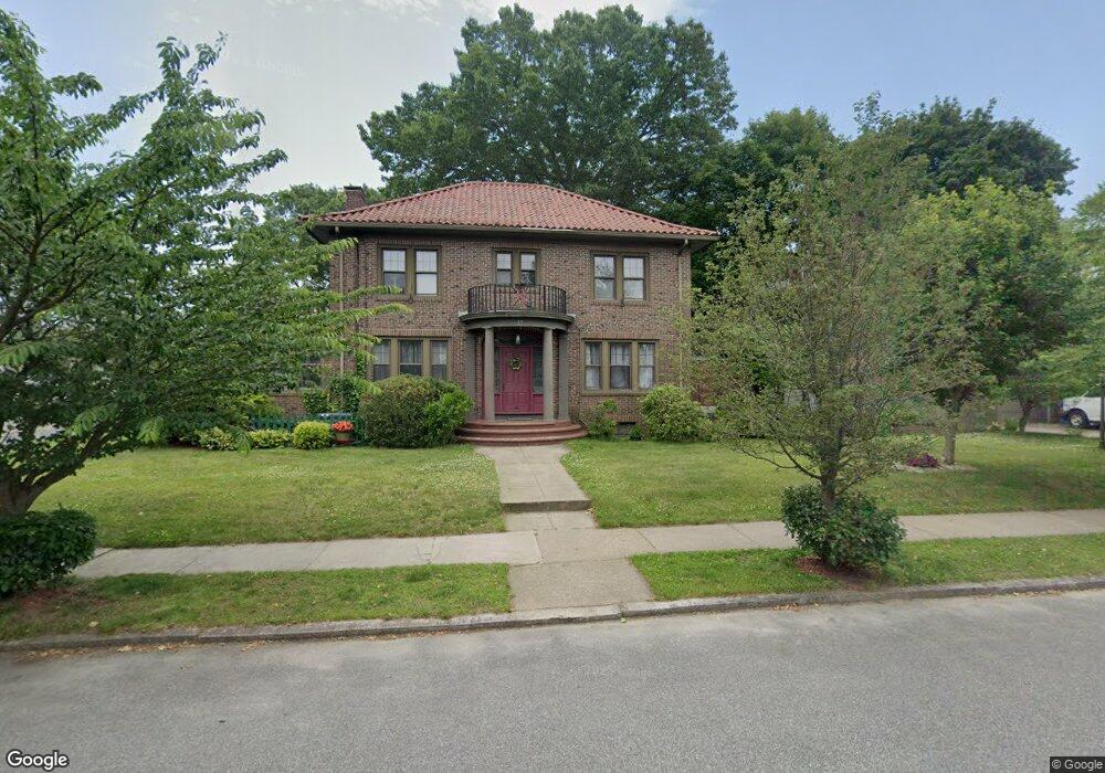 10 Shirley Blvd, Cranston, RI 02910 - photo 1