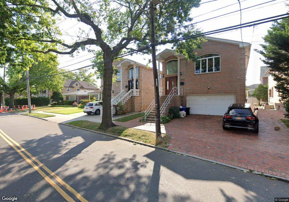 14712 3rd Ave, Whitestone, NY 11357 - photo 1