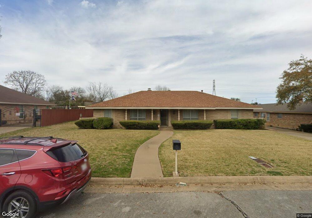 4312 Barcelona Dr, Fort Worth, TX 76133 - photo 1
