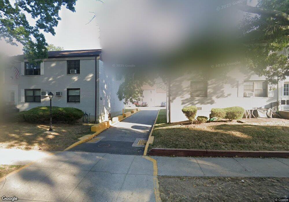 13735 68th Dr unit A, Flushing, NY 11367 - photo 1