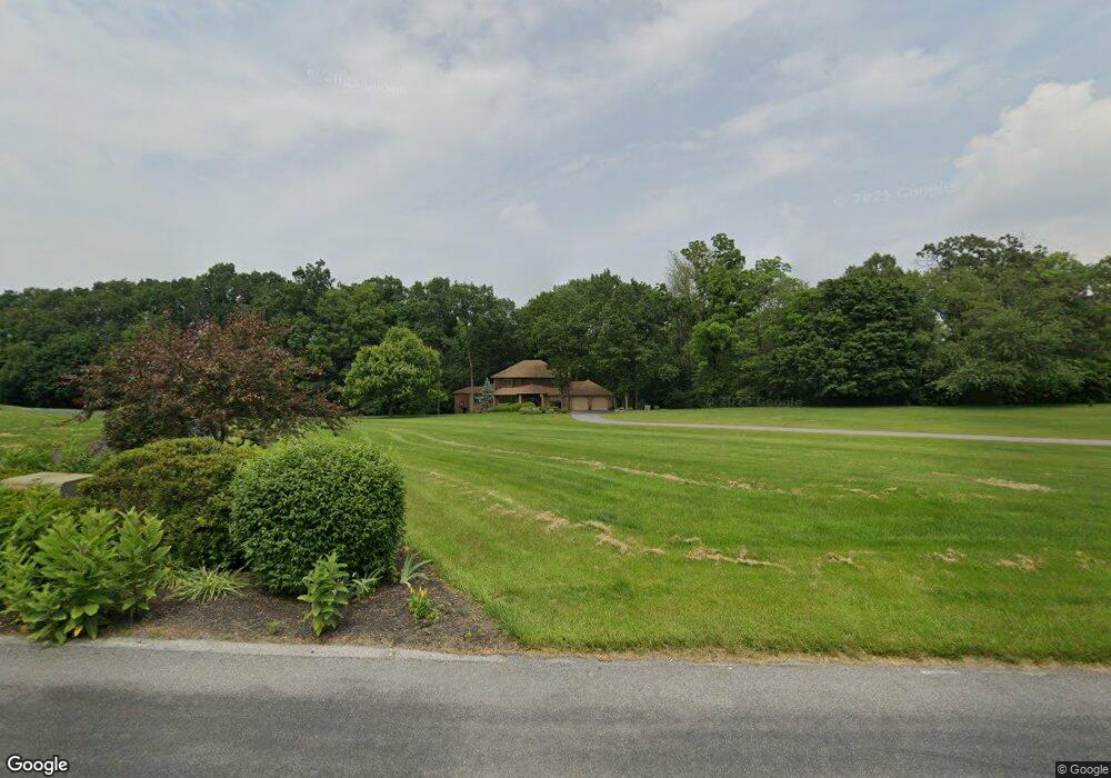 445 Lindman Dr, Chambersburg, PA 17202 - photo 1