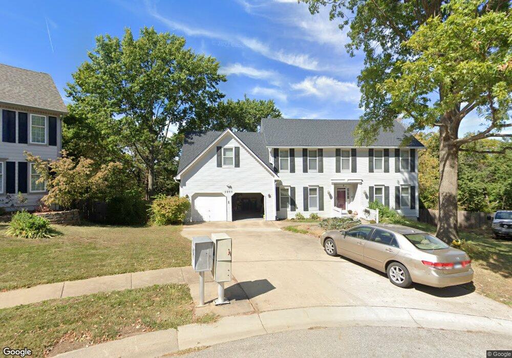 5804 Haskins St, Shawnee, KS 66216 - photo 1