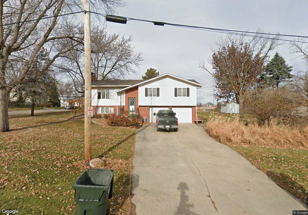 204 E Rippey Ave, Baxter, IA 50028 - photo 1