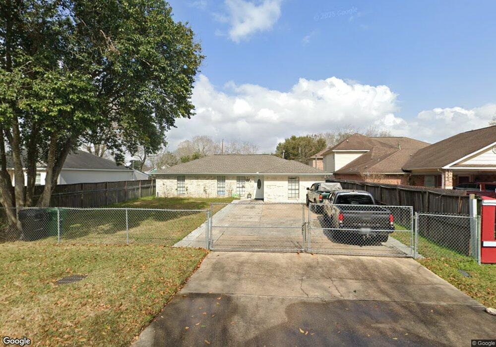 8323 Wetherby Ln, Houston, TX 77075 - photo 1