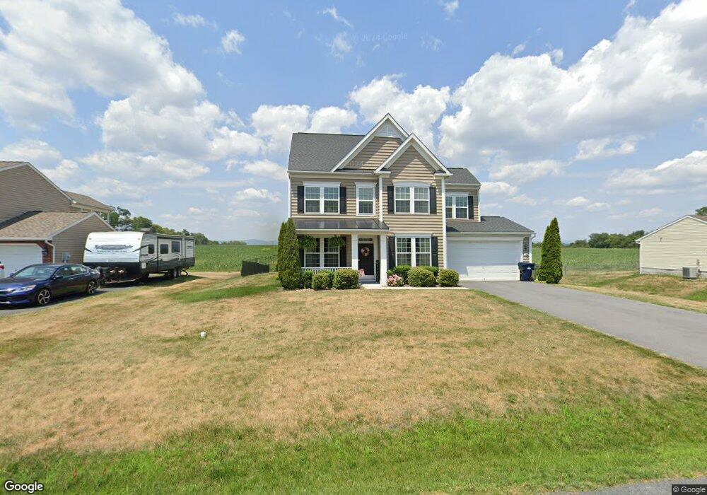 15381 Camden Dr, Greencastle, PA 17225 - photo 1