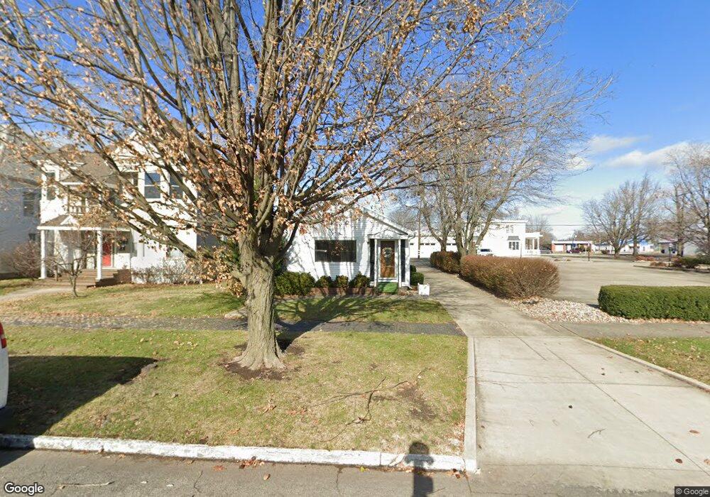 1308 Wabash Ave, Mattoon, IL 61938 - photo 1