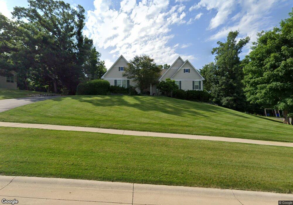 4343 Pioneer Trail SE, Cedar Rapids, IA 52403 - photo 1