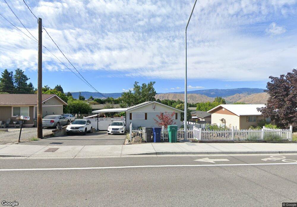 1108 10th St NE, East Wenatchee, WA 98802 - photo 1