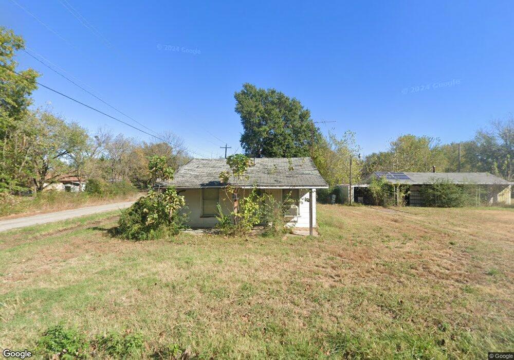 1431 N Collins Ave, Okmulgee, OK 74447 - photo 1