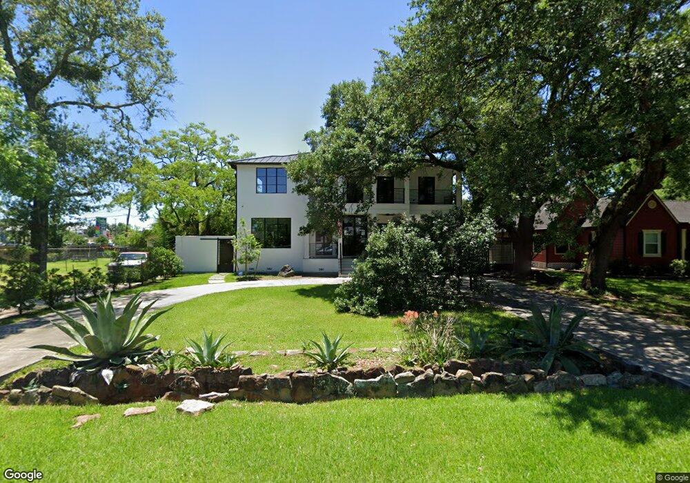 207 W 31st St, Houston, TX 77018 - photo 1