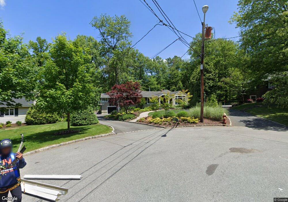 5 Side Hill Ct, Livingston, NJ 07039 - photo 1