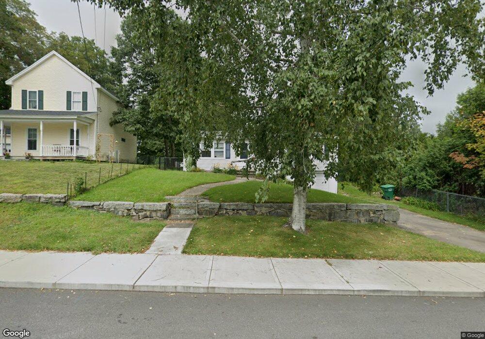 72 Hartford Ave E, Uxbridge, MA 01569 - photo 1