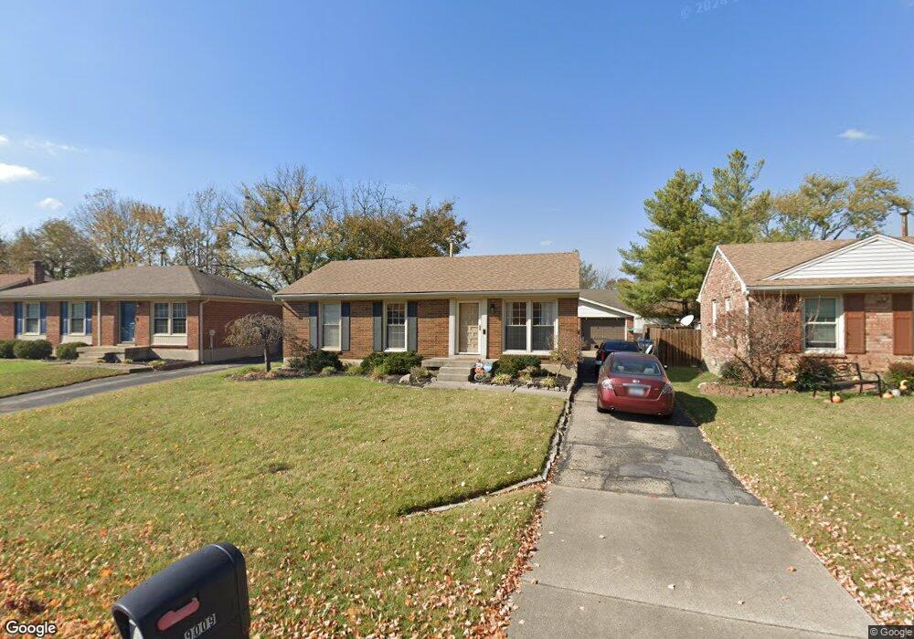 9009 Stockton Ct, Louisville, KY 40291 - photo 1