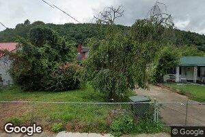 211 5th Ave, Glasgow, WV 25086