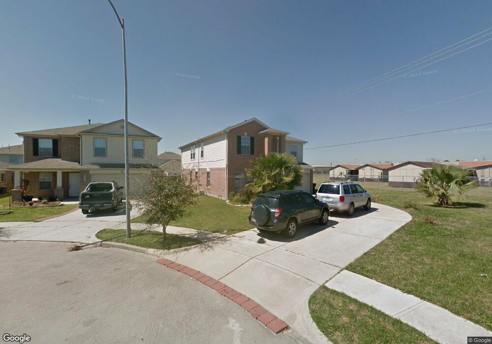 10302 Dalehurst Ct, Houston, TX 77075 - photo 1