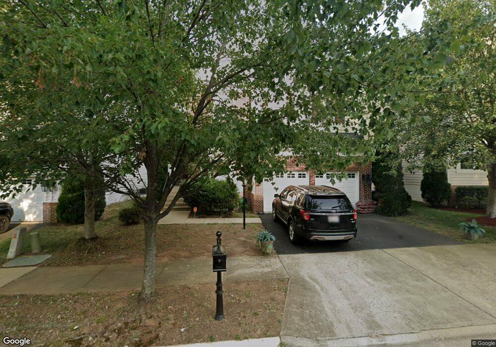 2624 Cast Off Loop, Woodbridge, VA 22191 - photo 1