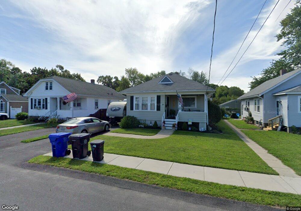 191 Fenner Ave, East Providence, RI 02915 - photo 1