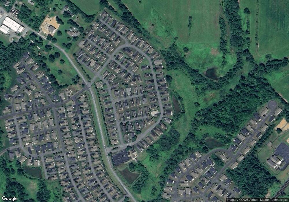 10 Mockingbird Ct, Bechtelsville, PA 19505 - photo 1