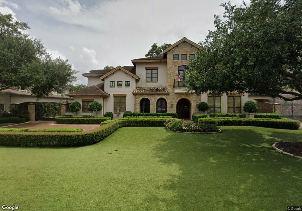 7701 Brykerwoods Dr, Houston, TX 77055 - photo 1