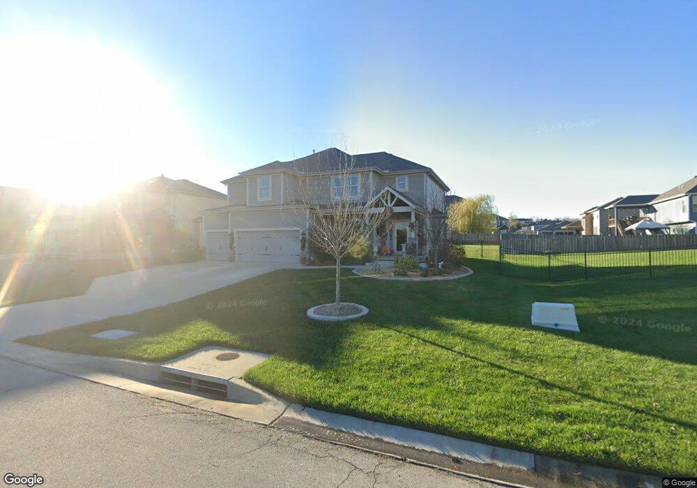 850 Clearview Dr, Lansing, KS 66043 - photo 1