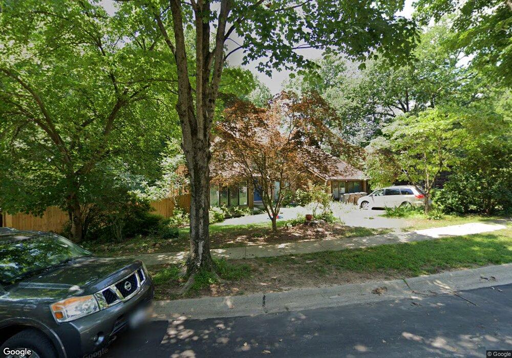 2 Locks Pond Ct, Potomac, MD 20854 - photo 1