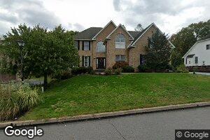 119 Joyce Dr, Moosic, PA 18507