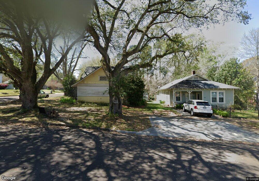 430 S 4th St, McComb, MS 39648 - photo 1