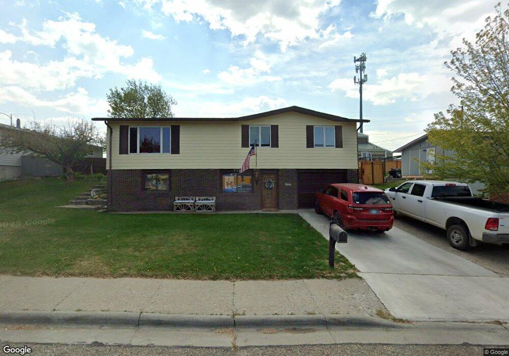 930 Center Dr, Havre, MT 59501 - photo 1