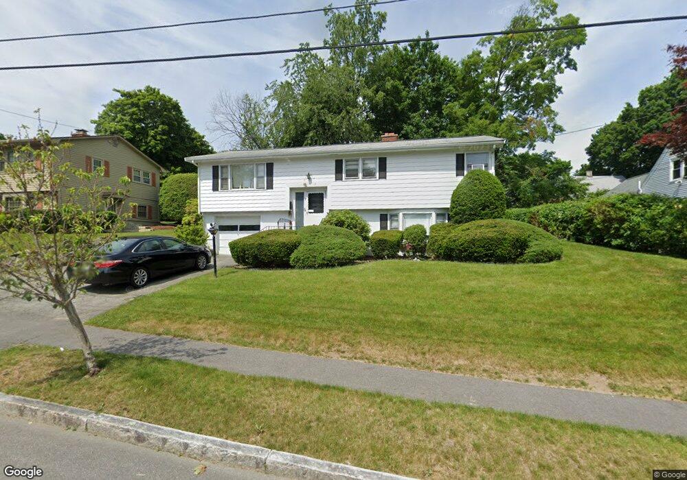 8 Maxdale Rd, Worcester, MA 01602 - photo 1