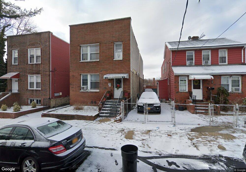 105 King Ave, Yonkers, NY 10704 - photo 1