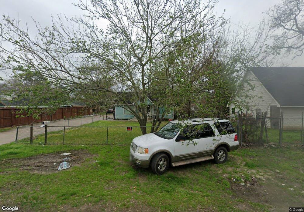 606 Eubanks St, Houston, TX 77022 - photo 1