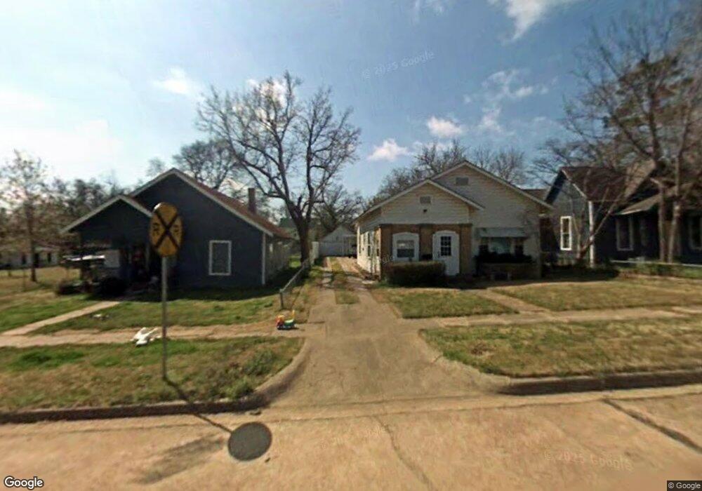 924 W Morgan St, Denison, TX 75020 - photo 1