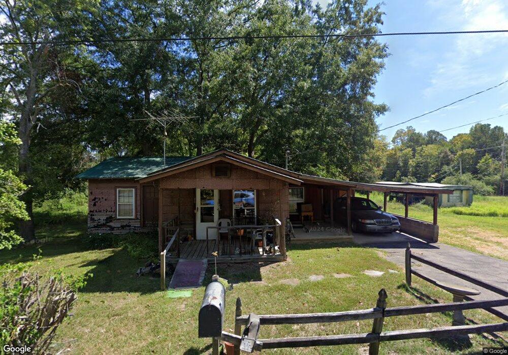 582 Edwards Dr NE, Dalton, GA 30721 - photo 1